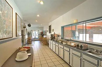 Hotel Budgetel And -